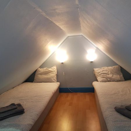Bröttorp Villa Fjugesta Szoba fotó